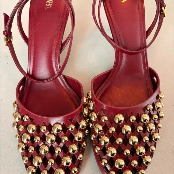 Zara Burgundy Gold Studded Sandals - Picture 4 of 4
